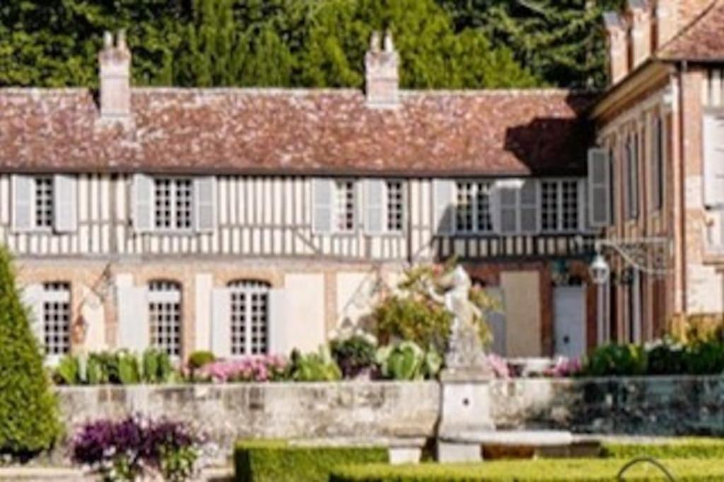 Maison A Colombages Pres De Deauville, Trouville Formentin Exterior foto